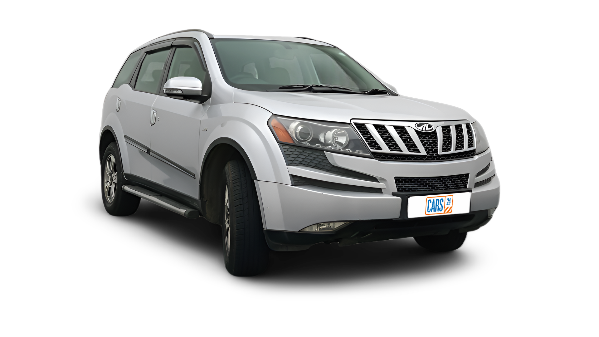 Mahindra XUV500-img
